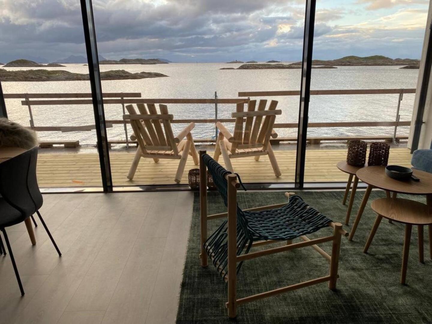 Waterfront Apartment With Panoramic Sea View Henningsvær Exterior foto